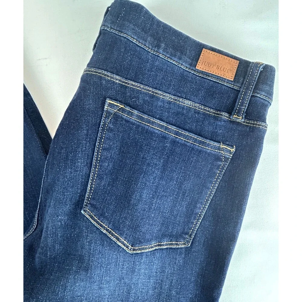 Judy Blue Jeans Blue Lightly Distressed Skinny Fit Pull On Denim Size 15/32